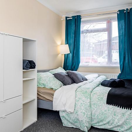 Shirley House 3, Guest House, Self Catering, Self Check In With Smart Locks, Use Of Fully Equipped Kitchen, Close To City Centre, Ideal For Longer Stays, Walking Distance To Bat, 20 Min Drive To Fawley Refinery, Excellent Transport Links Саутгемптон Экстерьер фото