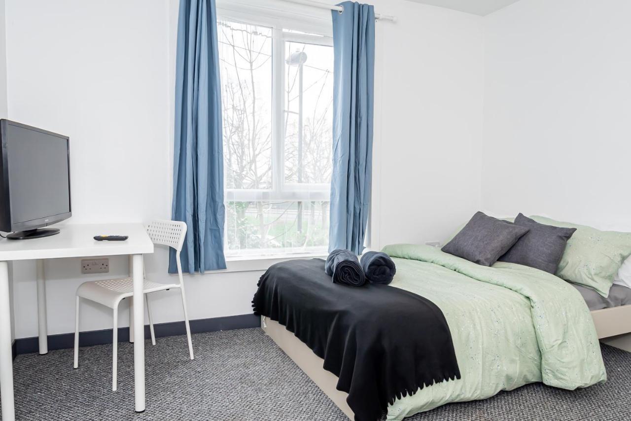Shirley House 3, Guest House, Self Catering, Self Check In With Smart Locks, Use Of Fully Equipped Kitchen, Close To City Centre, Ideal For Longer Stays, Walking Distance To Bat, 20 Min Drive To Fawley Refinery, Excellent Transport Links Саутгемптон Экстерьер фото